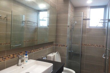 wc-can-ho-cho-thue (2)