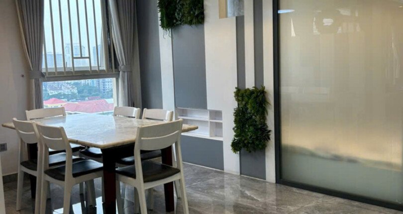 z6189495855478 6e806c320be18478b0946bef5ccd8b7c 810x430 - Cho thuê Penthouse Star Hill Block E Tầng 14 230m 4 phòng giá 3000usd