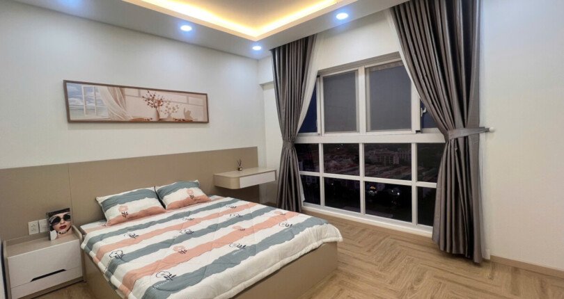 z6189496683656 6421296a5226bd1001361d37dd7b1438 810x430 - Bán căn hộ Happy Valley Block K Tầng 15 135m 3 phòng giá 10,5 tỷ