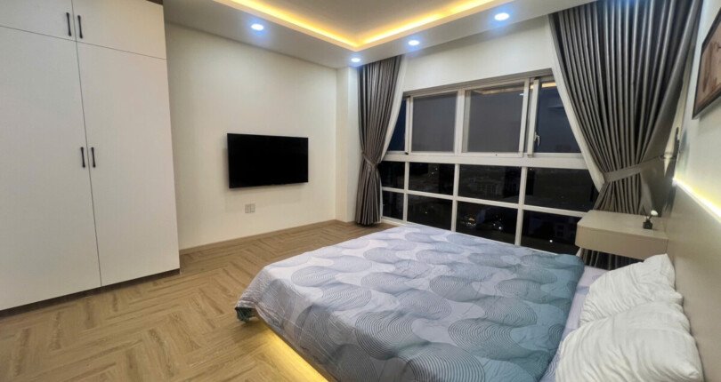z6189496712095 3ce4ebd3a80f24ca7dd28c4e53a87a40 810x430 - Bán căn hộ Happy Valley Block K Tầng 15 135m 3 phòng giá 10,5 tỷ