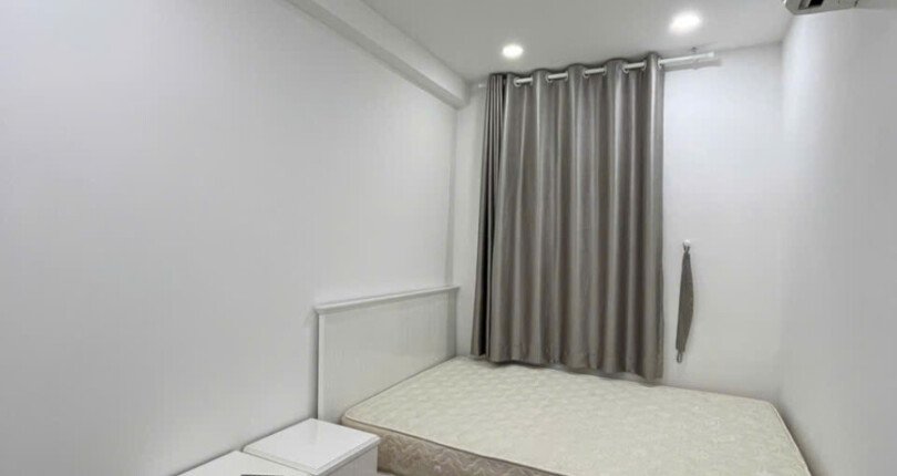 z6247266330139 ccaa7932d8ad0ffd8c5ba37d50be285a 810x430 - Cho thuê căn hộ Sky Garden 3. DT 75m2 Lầu cao vút- 3 Phòng ngủ-2wc- Nội thất đầy đủ- Giá thuê 20 Triệu/Tháng
