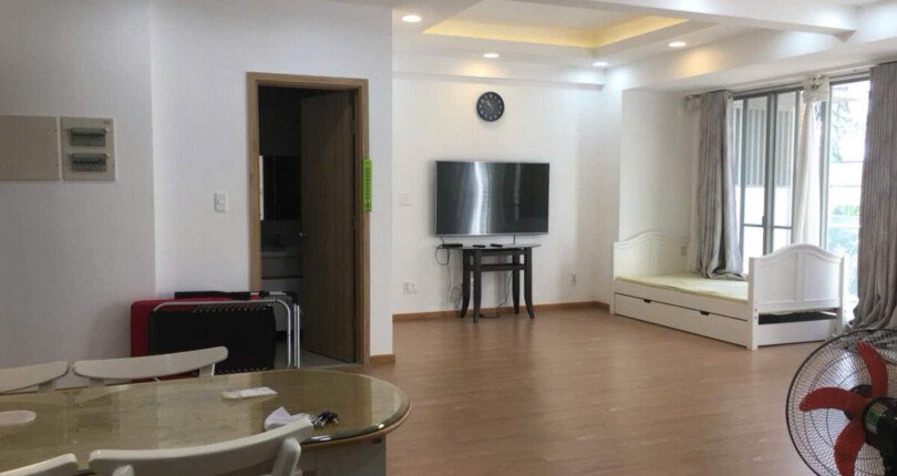 ban can ho hung phuc 1 8 810x430 - Bán căn hộ Hưng Phúc 1. DT 80m2 Tầng sân vườn- Nội thất như hình- View Biệt thự. Giá bán chỉ 5.750 Tỷ