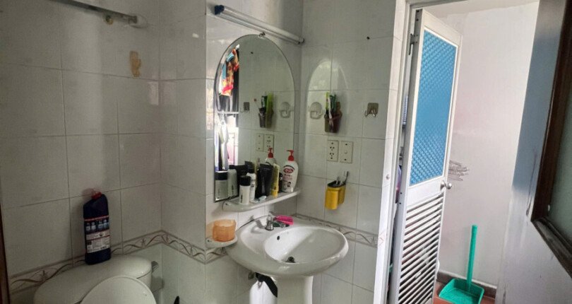 ban can ho sky garden 2 5 1 810x430 - Bán căn hộ Sky Garden 2. DT 81m2 Nhà thiết kế 2 Phòng-2 wc- Đầy đủ nội thất- Giá bán 4.5 TỶ