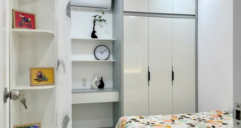 ban can ho sky garden 3 1 4 810x430 - Bán căn hộ Sky Garden 3. DT 56m2 Nhà mới decor- Đẹp như hình- Đủ nội thất- 2 PN-2wc- Giá bán 4.250 Tỷ