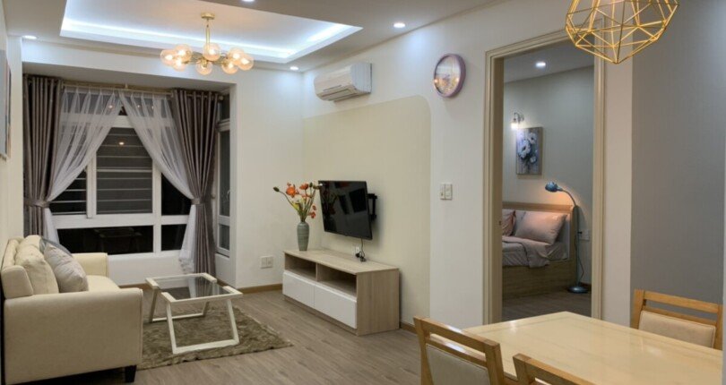 ban can ho sky garden 3 3 2 810x430 - Cần cho thuê căn hộ Sky Garden 3. DT 68m2- Nhà đẹp- 2 Phòng-2wc- Nội thất đầy đủ- Giá 16 Triệu/Tháng