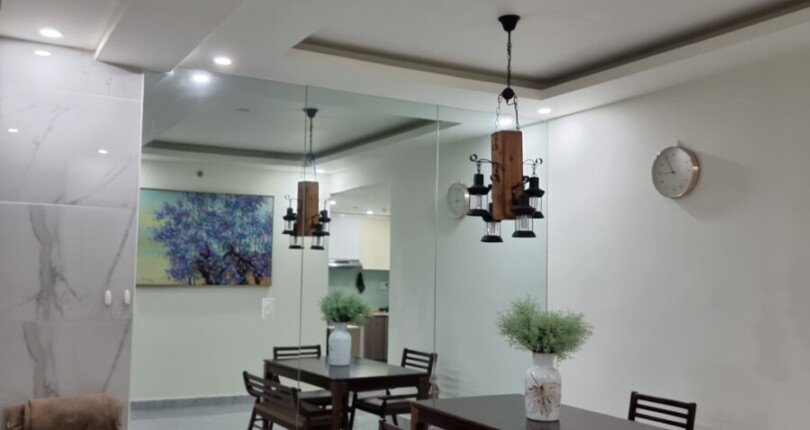 bep can ho ban 7 810x430 - Cần cho thuê căn hộ chung cư Scenic Valley 1, 03pn, giá 1.100usd/tháng, đầy đủ nội thất.
