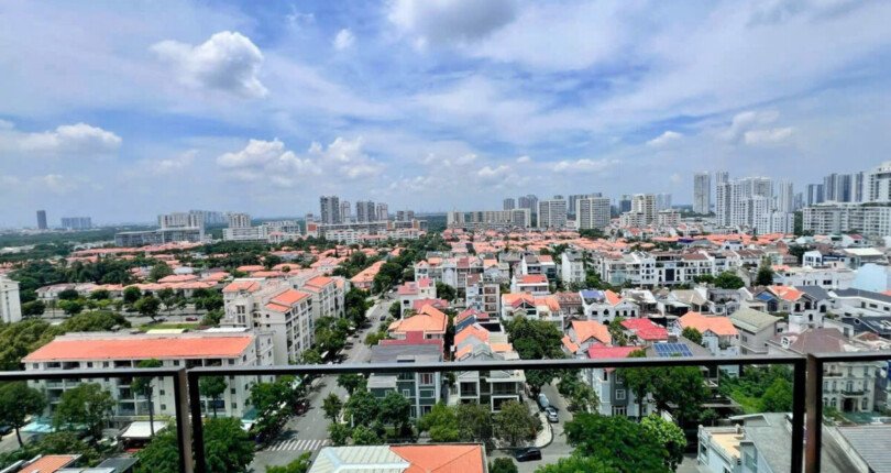 can ho ban lau cao view truc dien khu biet thu canh doi phu my hung 810x430 - Giá mua bán căn hộ 3pn chung cư Urban Hill Quận 7 T2/2025
