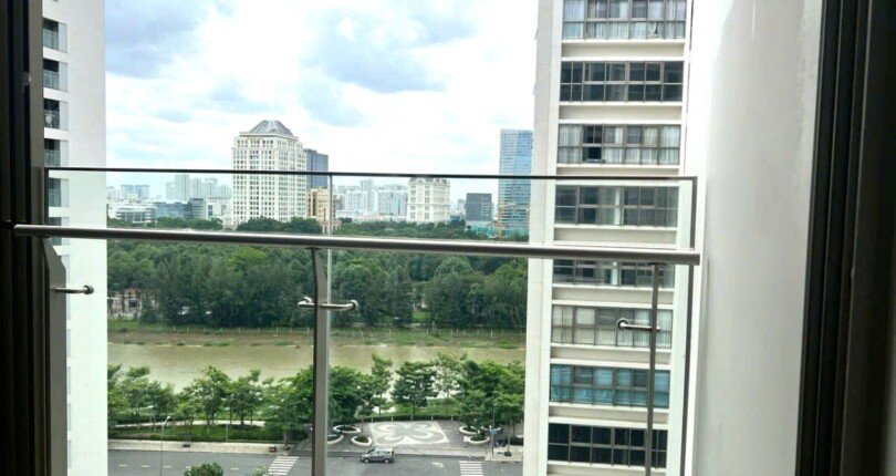 can ho ban truc dien song va cong vien 810x430 - Bán gấp căn hộ 2pn Block C chung cư Midtown m7 The Signature Quận 7 T2/2025