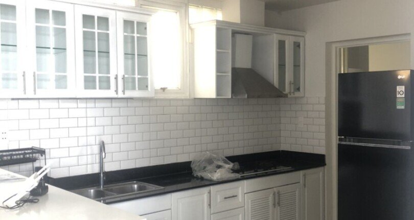 cho thue can ho canh vien 1 2 810x430 - Cho thuê căn hộ Cảnh Viên 1. DT 124m2 Nhà đẹp 3 Phòng ngủ-2wc- Nội thất đầy đủ- Giá thuê 1.100 USD/Tháng