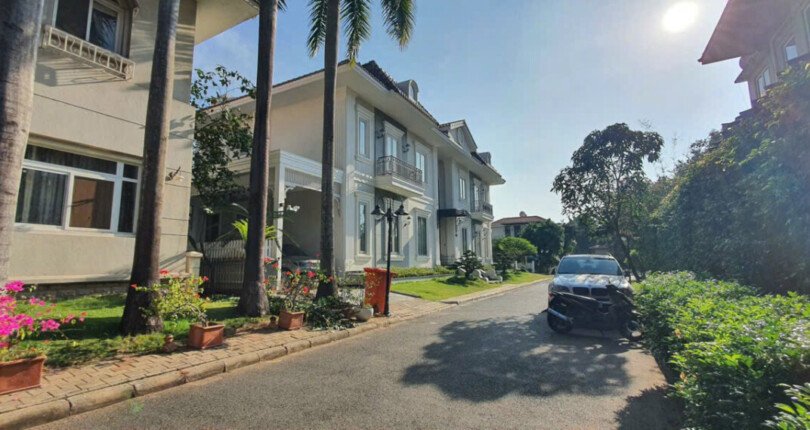 duong noi khu phu gia quan 7 810x430 - Giá cho thuê nhà Biệt thự nguyên căn số 006 Nội khu Phú Gia Quận 7 T2/2025