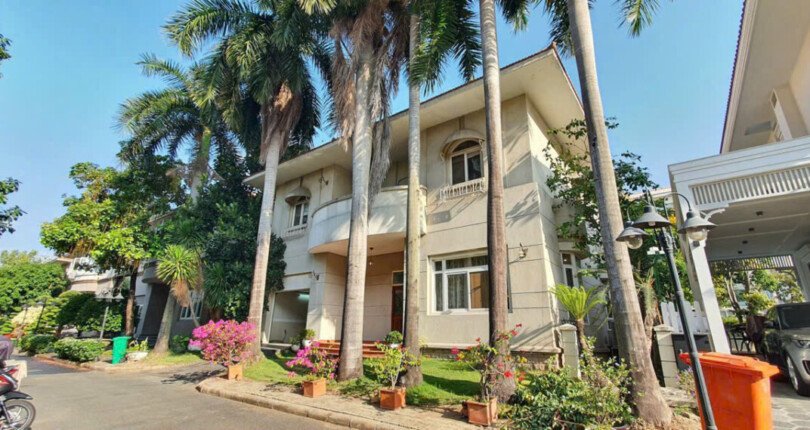 hinh anh cho thue nha biet thu nguyen 006 can noi khu phu gia quan 7 t2 2025 810x430 - Giá cho thuê nhà Biệt thự nguyên căn số 006 Nội khu Phú Gia Quận 7 T2/2025