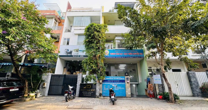hinh anh mua ban nha pho nguyen can kdc phu my van phat hung quan 7 t2 2025 810x430 - Giá mua bán nhà phố nguyên căn kdc Phú Mỹ Vạn Phát Hưng Quận 7 có hầm và thang máy