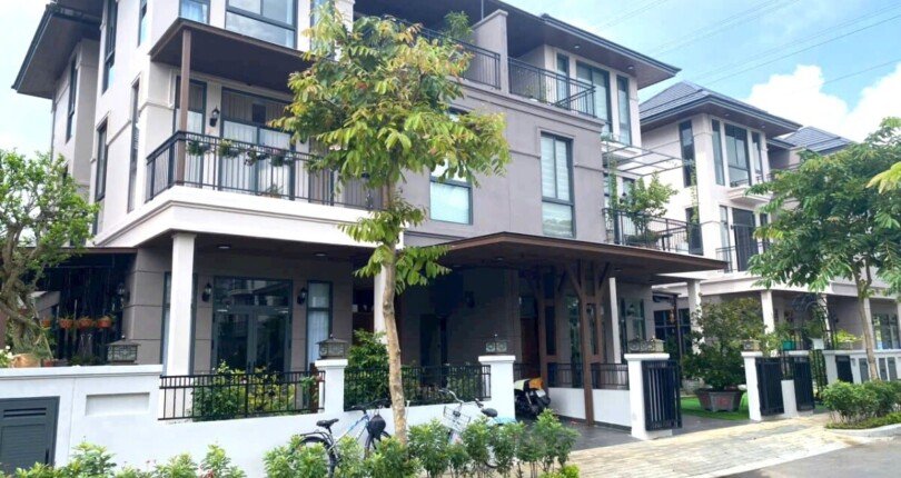 hinh anh nha biet thu song lap gs metro city nha be 810x430 - Giá mua bán nhà Biệt thự Song lập nguyên căn 4pn kdc Zeitgeist Nhà Bè T2/2025