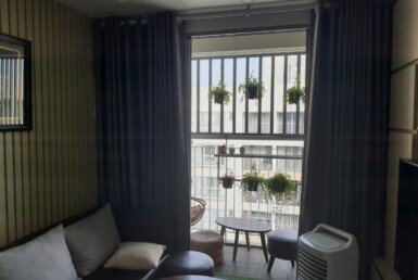 hinh-anh-phong-khach-can-ho-ban