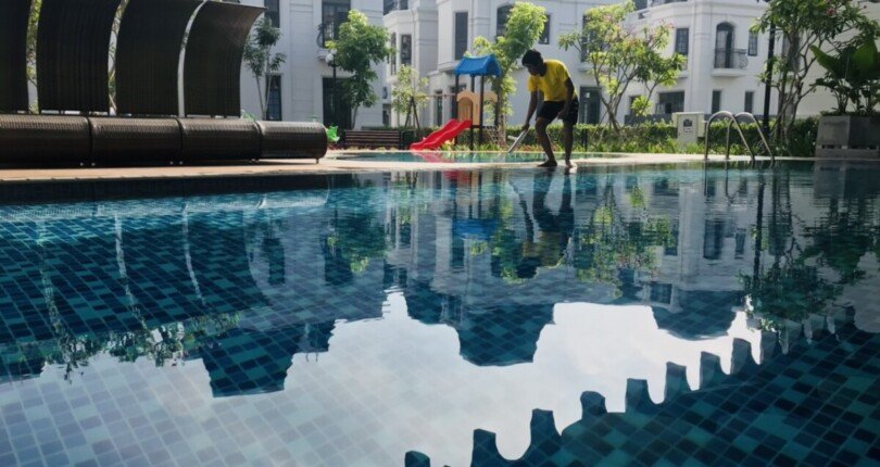 ho boi noi kdc 810x430 - Giá mua bán nhà Biệt thự nguyên căn Đường số 8 Khu dân cư Amelie Nhà Bè T2/2025