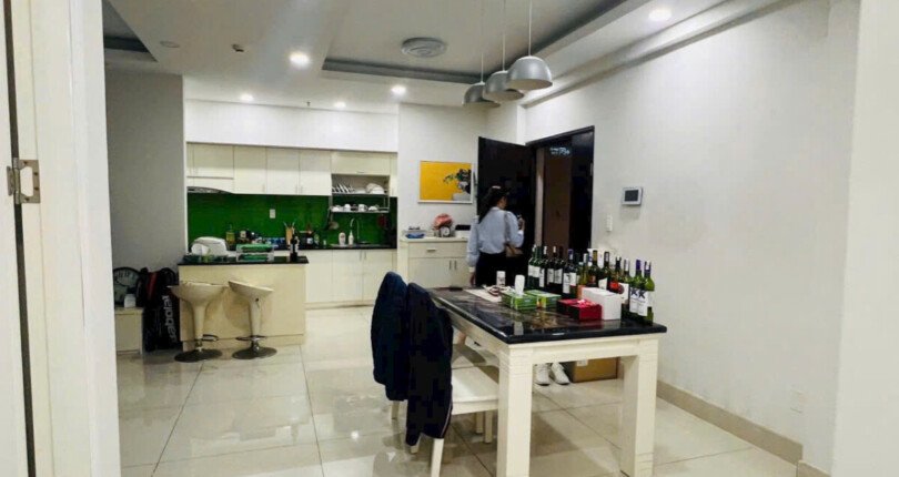 khong gian bep va phong an 2 810x430 - Giá mua bán căn hộ 3pn Block C căn 03 chung cư Green Valley Quận 7 T2/2025