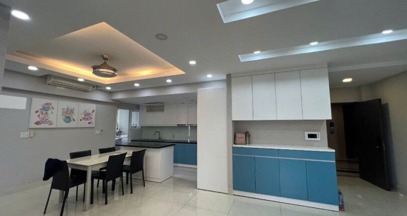 khong gian bep va phong an 3 810x430 - Bán gấp căn hộ Happy Valley 135m2, lầu cao, giá 9 tỷ rẻ nhất thị trường