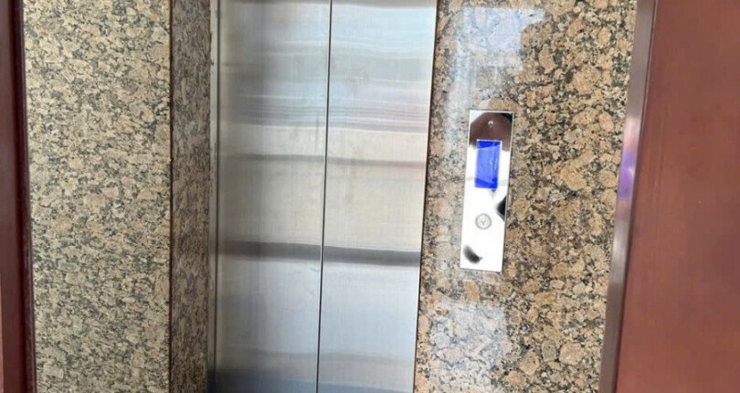 nha pho ban co thang may 810x430 - Giá mua bán nhà phố nguyên căn kdc Phú Mỹ Vạn Phát Hưng Quận 7 có hầm và thang máy