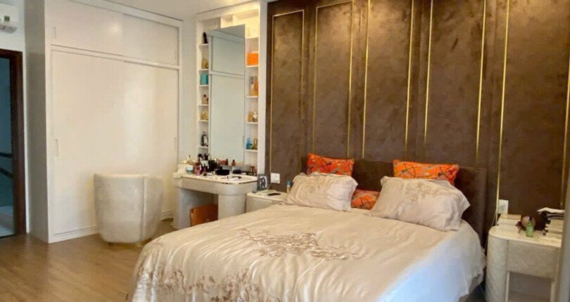 nha pho nguyen can ban co 4pn lon day du noi that nhu hinh 810x430 - Giá mua bán nhà phố nguyên căn kdc Jamona City Quận 7 T2/2025