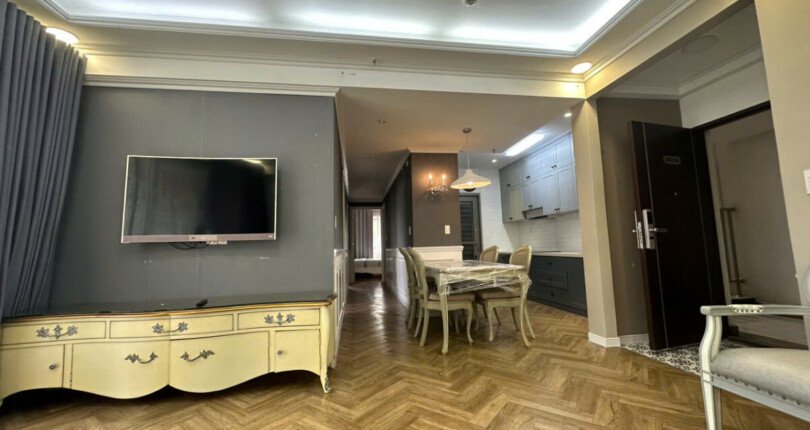 phong an can ho ban 1 810x430 - Bán căn hộ chung cư Hưng Phúc, tầng trung, 97m2, giá 7.1 tỷ, nội thất căn hộ đầy đủ, xem nhà dễ.