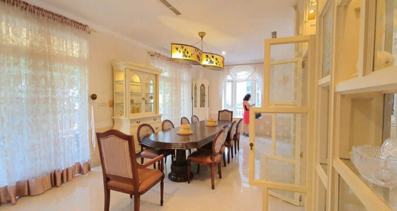 phong an sang trong 1 810x430 - Giá cho thuê nhà Biệt thự nguyên căn số 006 Nội khu Phú Gia Quận 7 T2/2025