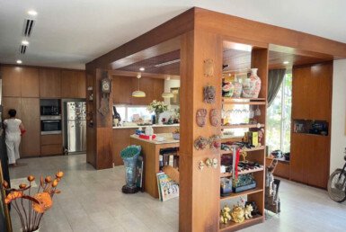 phong-bep-rong-rai-sang-trong