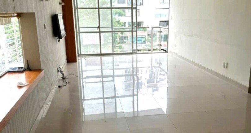 phong khach can ho ban 23 810x430 - Giá mua bán căn hộ 3pn kiểu DC1 chung cư Garden Plaza 1 Quận 7 view Tôn Dật Tiên T2/2025