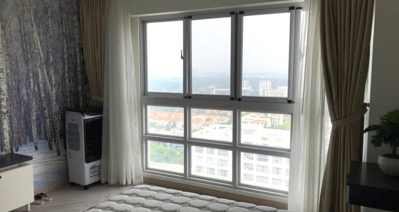 phong ngu can ho 810x430 - Giá mua bán căn hộ Tophouse 5 phòng ngủ chung cư Happy Valley Quận 7 T2/2025