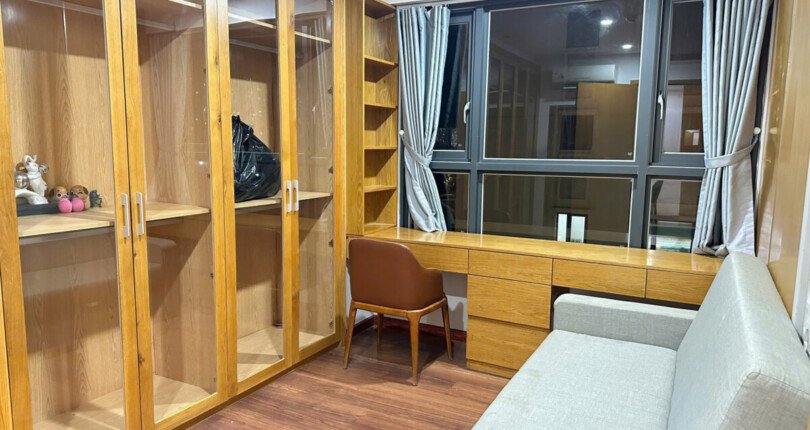 phong ngu can ho ban 23 810x430 - Bán căn hộ chung cư Nam Phúc Le Jardin, 124m2, 03pn, giá 12 tỷ, view công viên, đầy đủ nội thất.