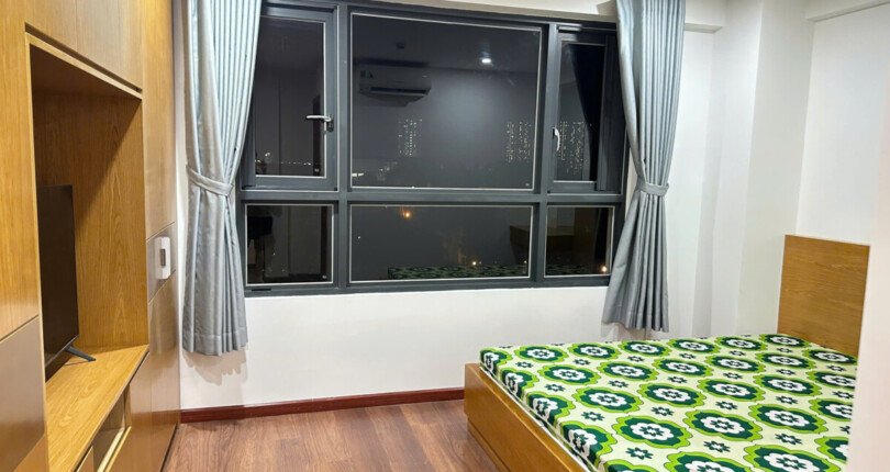 phong ngu can ho can ban 3 810x430 - Bán căn hộ chung cư Nam Phúc Le Jardin, 124m2, 03pn, giá 12 tỷ, view công viên, đầy đủ nội thất.