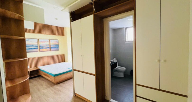 phong ngu can ho can cho thue 7 810x430 - Cho thuê căn hộ chung cư Saigon South, 104m2, 03pn, giá 20tr/tháng, nội thất đầy đủ.