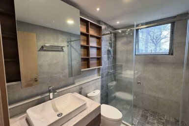 toilet-hoan-thien-trang-thiet-bi-cao-cap