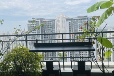 view-ban-cong-can-ho-ban