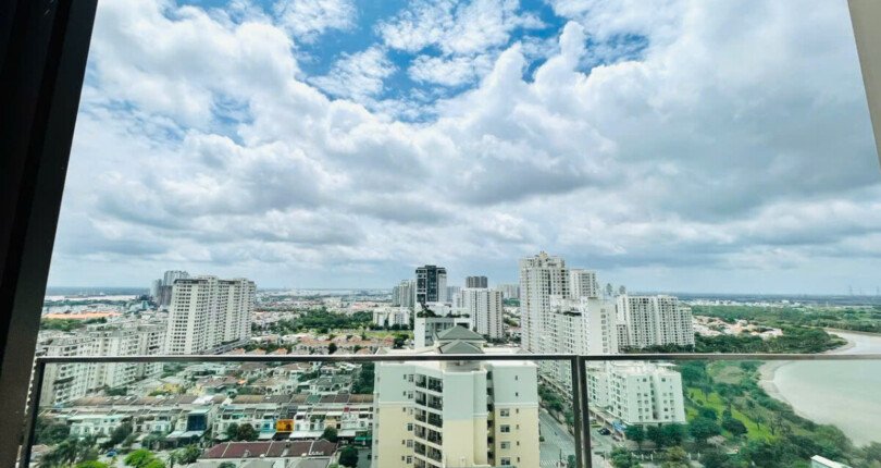 view can ho cho thue 810x430 - Cho thuê căn hộ tầng cao chung cư Midtown The Grande, 02pn, giá 23tr/tháng, nhà mới 100%.