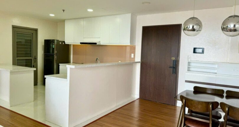 z6282146078940 2820c4f3a33a781e4fefda6d0522cc9d 810x430 - Bán căn hộ Hưng Phúc 1 Block C Tầng 14 97m 3 phòng giá 7,2 tỷ