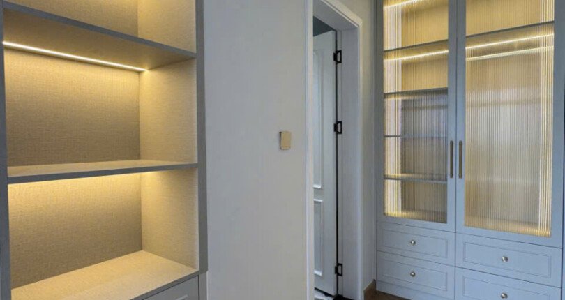 z6282148904124 9c0f15ea657398c9b77b2799f90008ac 810x430 - Bán căn hộ Riverside Residence Block EE Tầng 1 136m 3 phòng giá 13,8 tỷ