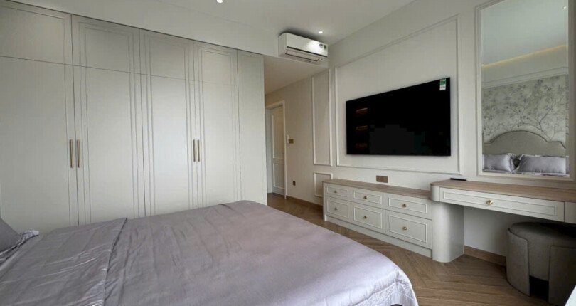 z6282148907579 75f335d7fc29c5872ecea80f827bd462 810x430 - Bán căn hộ Riverside Residence Block EE Tầng 1 136m 3 phòng giá 13,8 tỷ