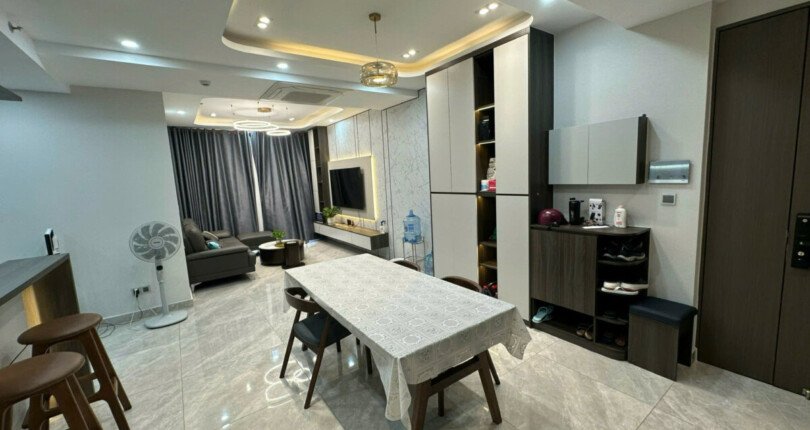 z6282151834997 0b78c1a3d324832c5e5b14c06a078a5f 810x430 - Cần bán Midtown Block M8 Tầng 5 dt 124m 3 phòng giá 14 tỷ