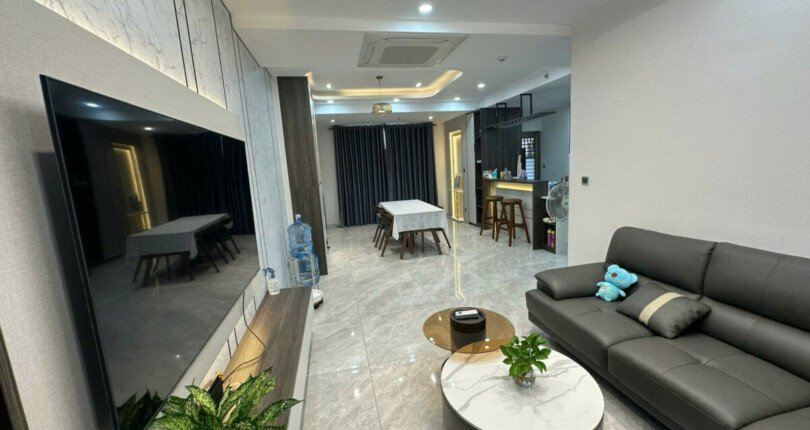 z6282151851542 4e27b61ad6e6a5ed8f016852bb0f6a7a 810x430 - Cần bán Midtown Block M8 Tầng 5 dt 124m 3 phòng giá 14 tỷ