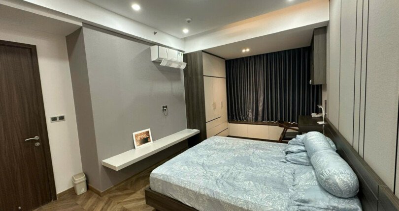 z6282151856529 3260e11cd7410aa1d984d240b1b32a79 810x430 - Cần bán Midtown Block M8 Tầng 5 dt 124m 3 phòng giá 14 tỷ