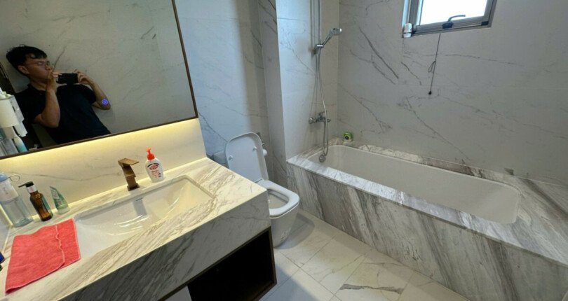 z6282151887299 f694161c5d92cc51a4b098051dc51b63 810x430 - Cần bán Midtown Block M8 Tầng 5 dt 124m 3 phòng giá 14 tỷ