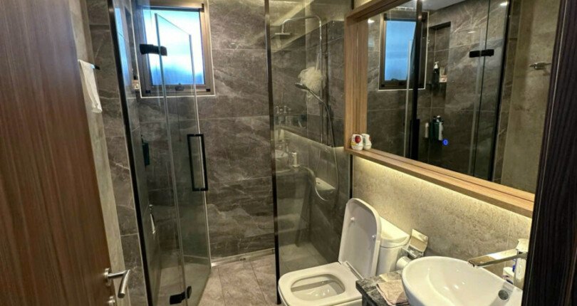 z6282151890708 ac31c88fd188e0b85c81c1ff66398b3f 810x430 - Cần bán Midtown Block M8 Tầng 5 dt 124m 3 phòng giá 14 tỷ