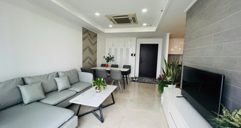 z6282152270401 6009ac1c5757ebe93a5cadbb708d451f 810x430 - Cần bán căn hộ Hưng Phúc 1 Block B Tầng 12A dt 98m 2 phòng giá 7 tỷ