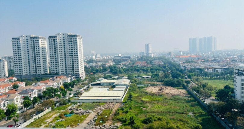 z6282152286944 40d63320bff77c4302b88b39e51ddbbf 810x430 - Cần bán căn hộ Hưng Phúc 1 Block B Tầng 12A dt 98m 2 phòng giá 7 tỷ