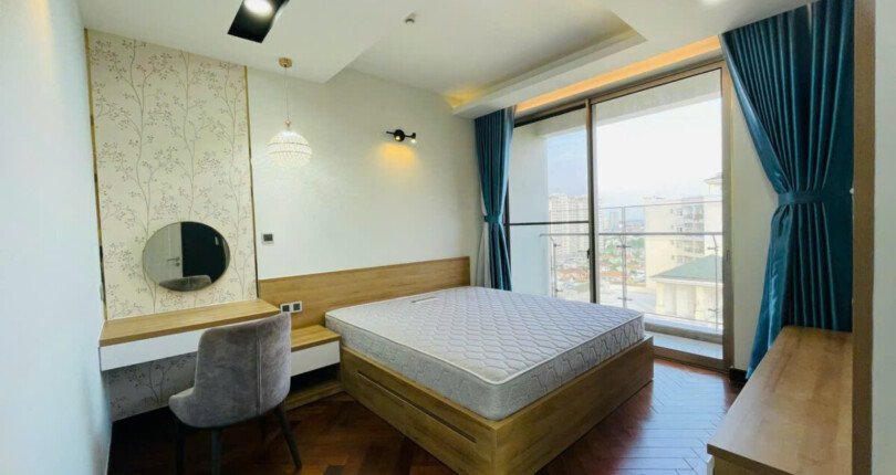 z6301266354187 277b58b81712cdd8821321b9d083abba 810x430 - Cho thuê căn hộ Midtown M5 Block A Tầng 12A diện tích 110m 3 phòng giá 1400usd