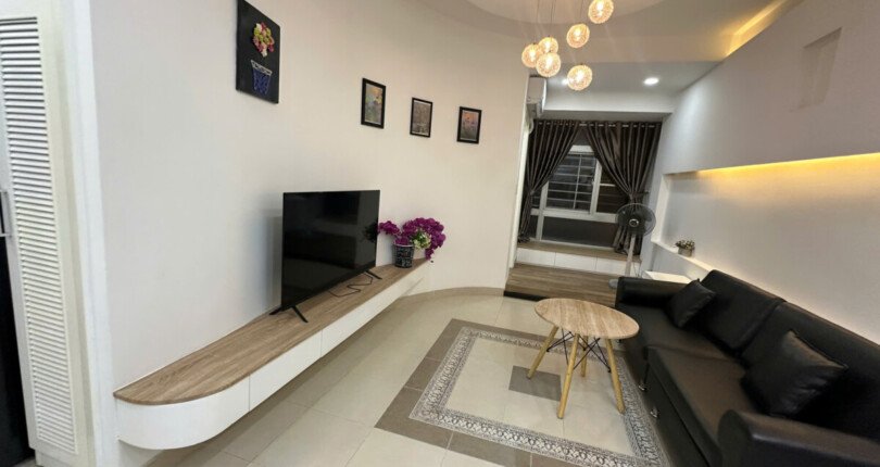 z6303301911500 cc9af50893b80a75fee0793f3eac4c18 810x430 - Cho thuê Sky Garden 3 dt 71m 2 phòng full đồ giá 15 triệu/tháng