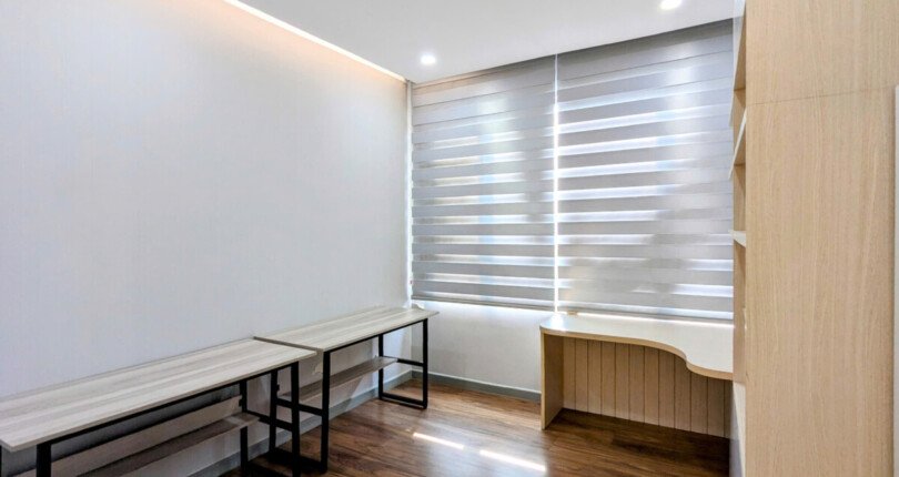 z6303472059005 aea47169462b3d8f8f0a8c4bb4722eb5 810x430 - Cho thuê Riviera Point Block T3 Tầng 7 148m 3 phòng giá 31,5 triệu