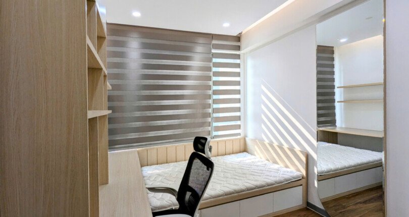 z6303472133118 9adb63cf8f7653db2f97887c3c922a79 810x430 - Cho thuê Riviera Point Block T3 Tầng 7 148m 3 phòng giá 31,5 triệu