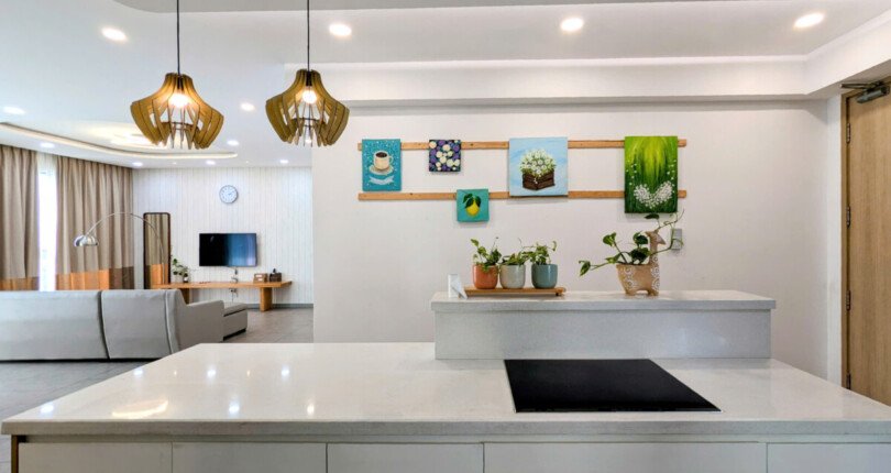 z6303472157358 0d9597008e7ade138d98e11ead67859f 810x430 - Cho thuê Riviera Point Block T3 Tầng 7 148m 3 phòng giá 31,5 triệu