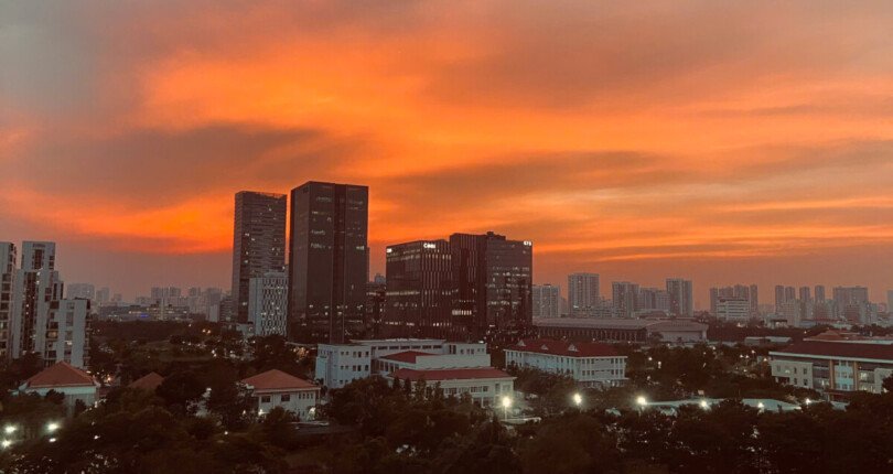 z6303472164086 83527bc747e3f343c926413fac275ff2 810x430 - Cho thuê Riviera Point Block T3 Tầng 7 148m 3 phòng giá 31,5 triệu